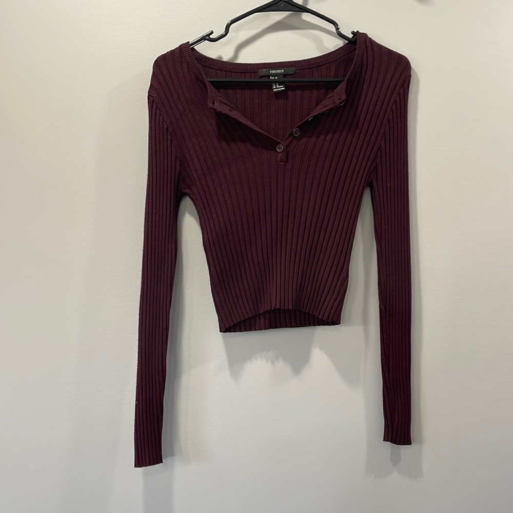 Forever 21 medium cropped button down sweater